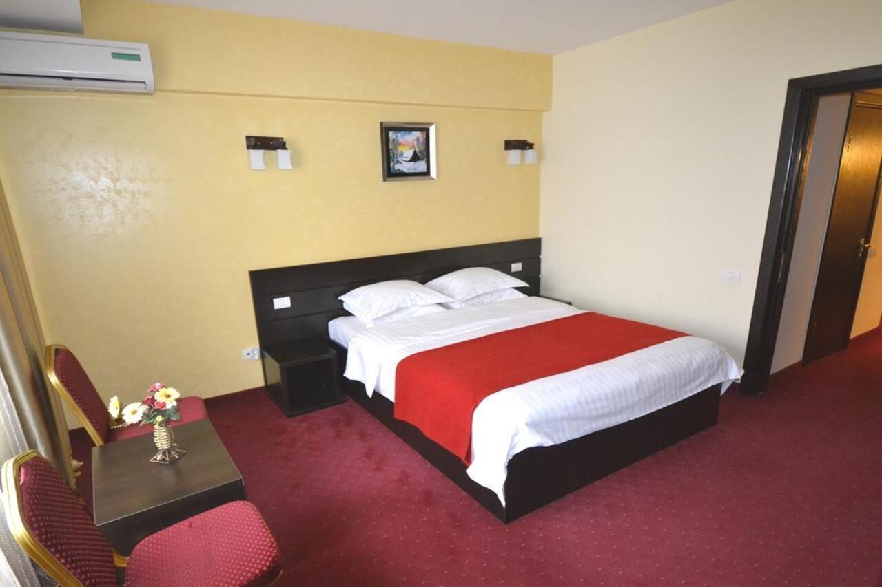 Hotel Ancor Pipera Extérieur photo