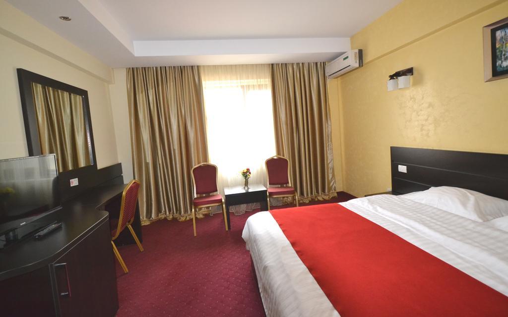 Hotel Ancor Pipera Extérieur photo