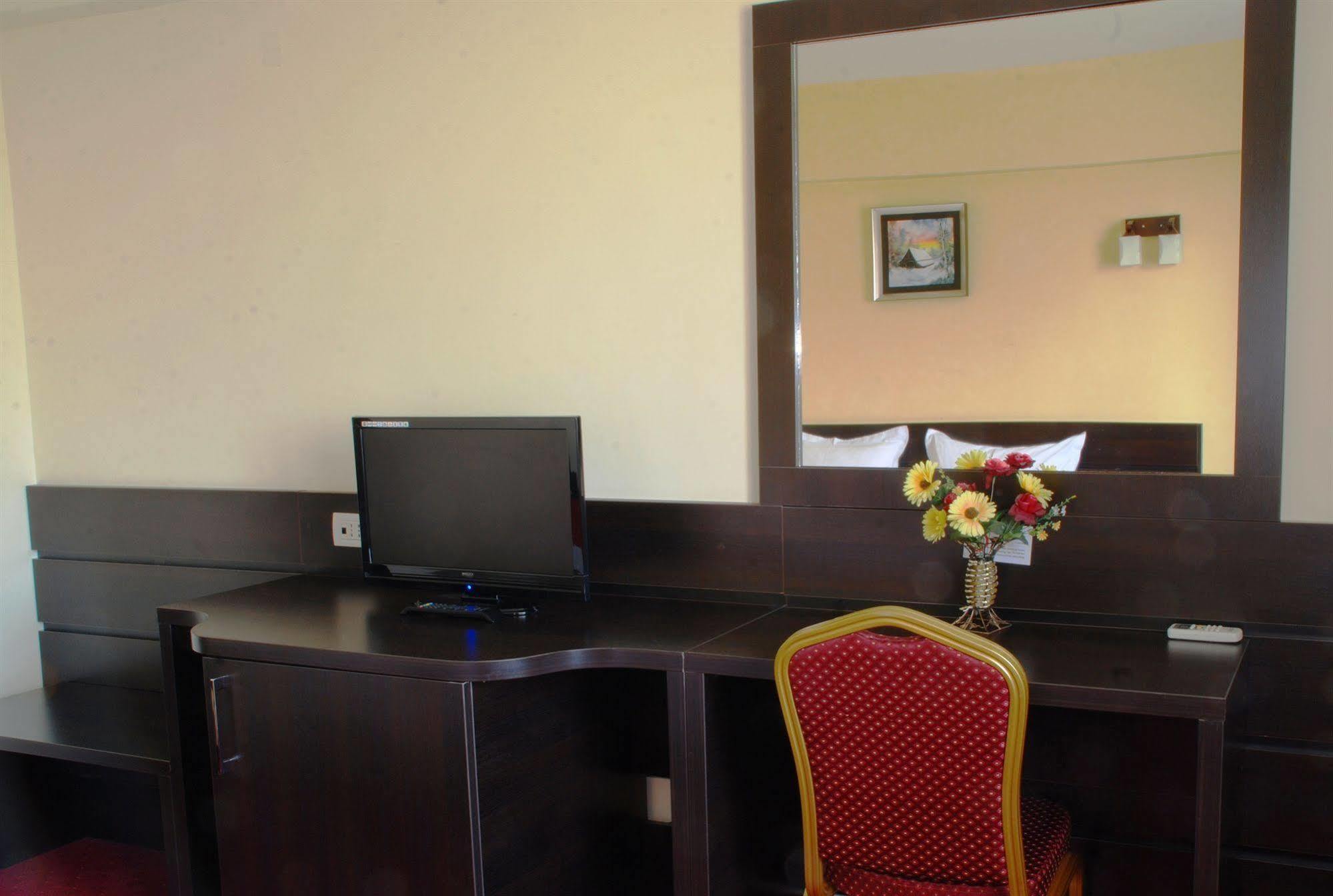 Hotel Ancor Pipera Extérieur photo